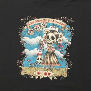 Black graphic print tshirt.